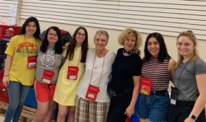 Dominican Sister of Peace Leads Student Trip to Border, Image 1